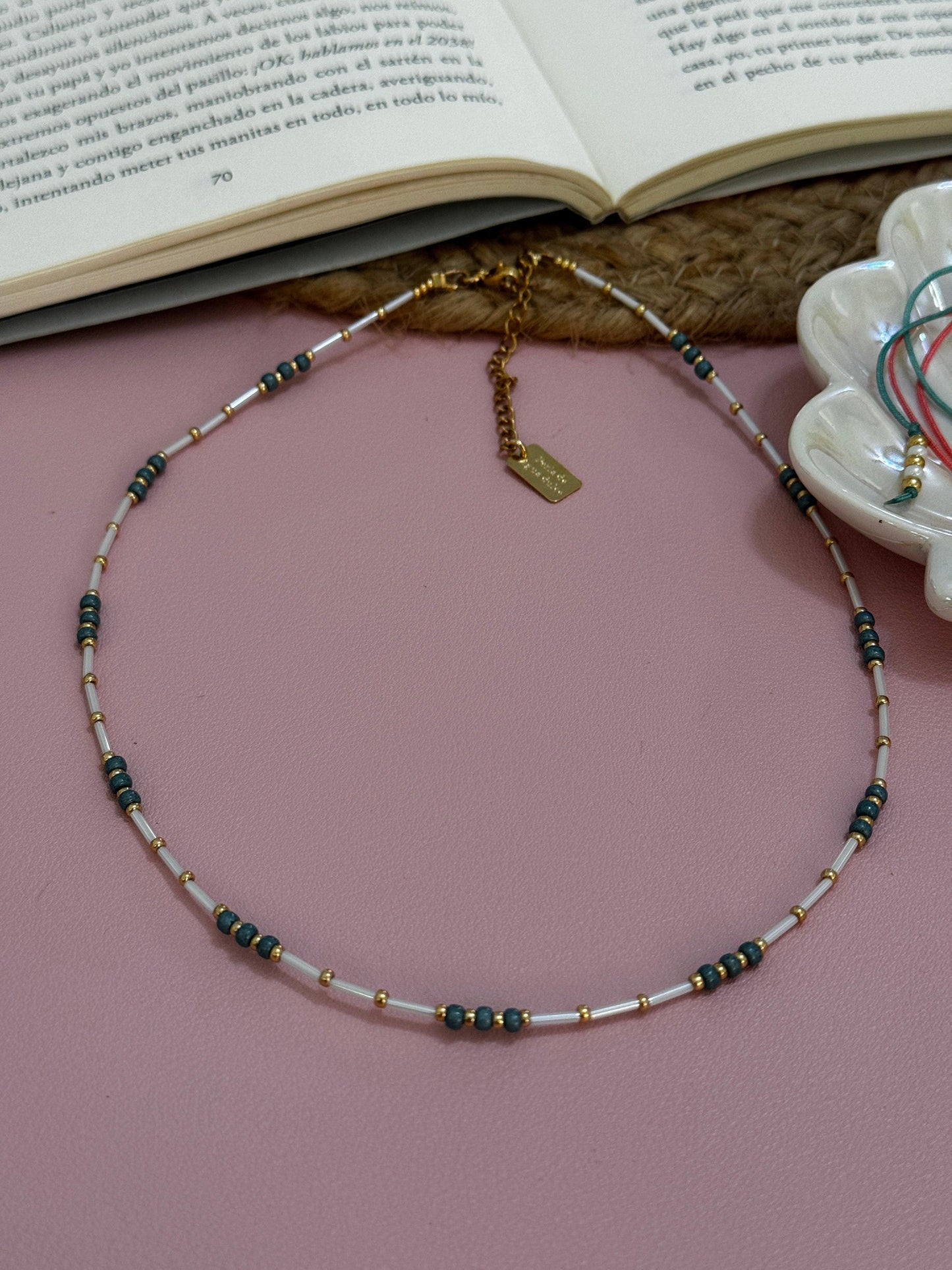 White and blue choker - Perla De Agua Dulce