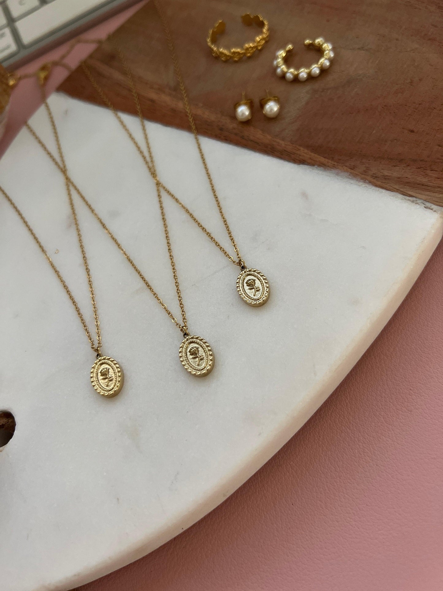 Rose - Perla De Agua Dulce