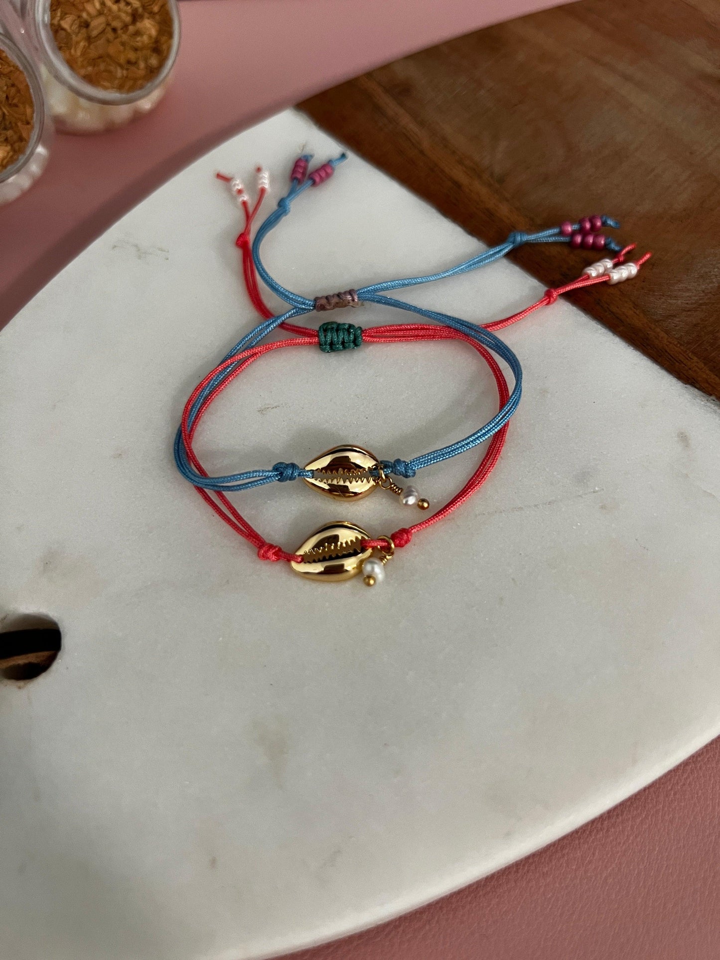 Caracol bracelets - Perla De Agua Dulce